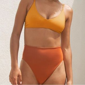 Left on Friday Hi Hi Bottom in Bronze